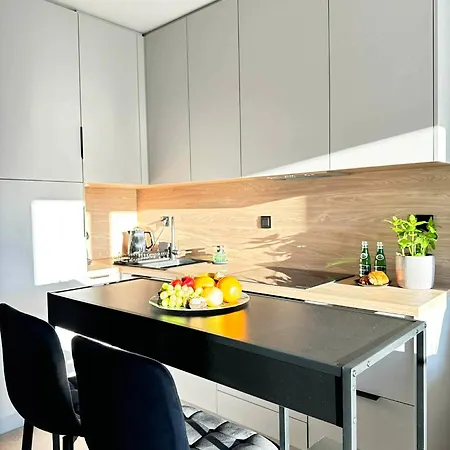 Aura Sky With Balkon & Parking Apartman